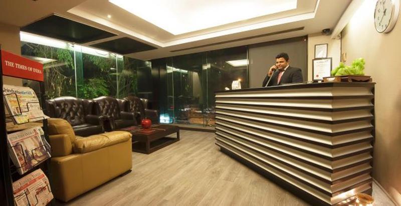 โรงแรมเดอะ เมดิสัน นิวเดลี ภายนอก รูปภาพ